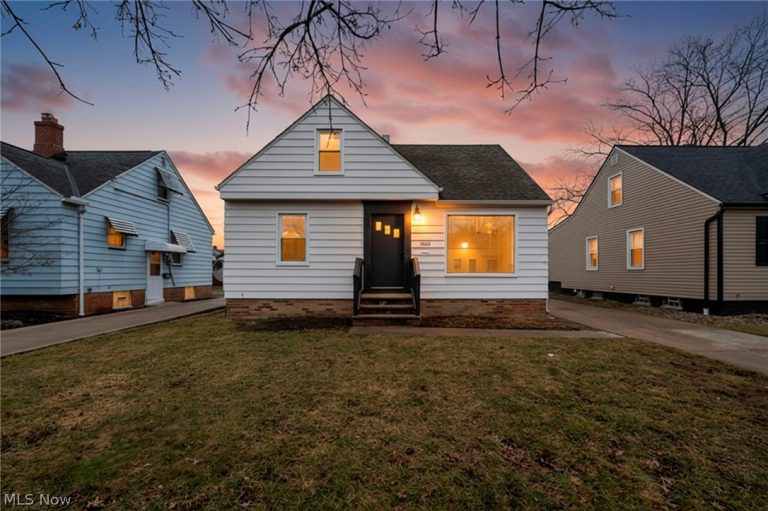 5085 6th Street, Brooklyn Heights, OH - Photo 2