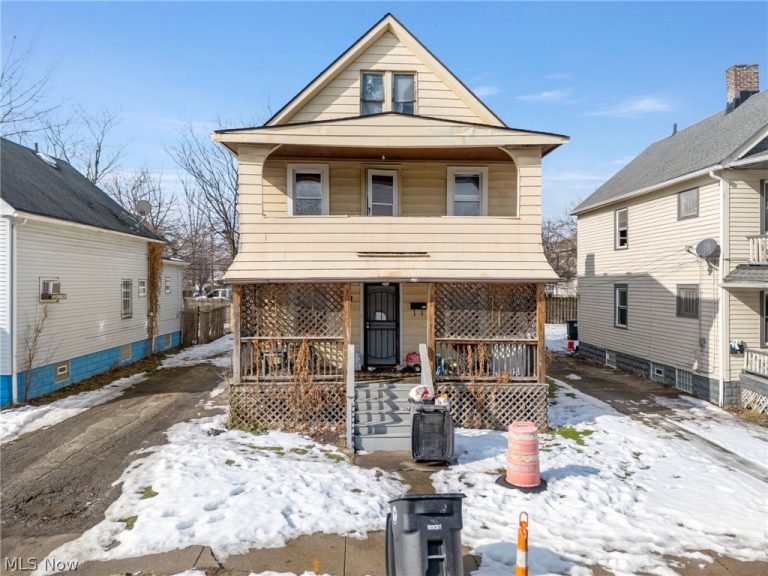2822 125th Street, Cleveland, OH - Photo 2