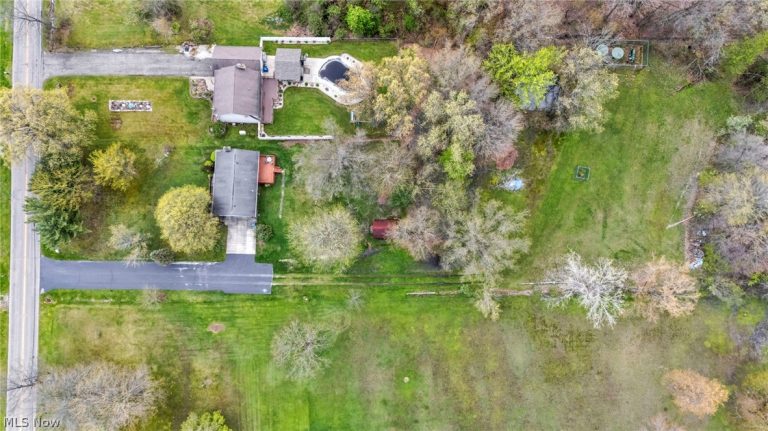 3446 Niles Carver Road, Mineral Ridge, OH - Photo 4
