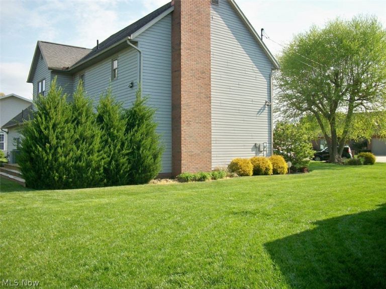 5 Sawgrass Circle, Belpre, OH - Photo 3