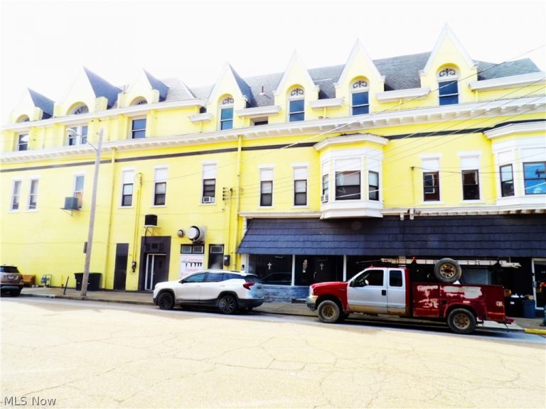 3293 Belmont Street, Bellaire, OH, 43906