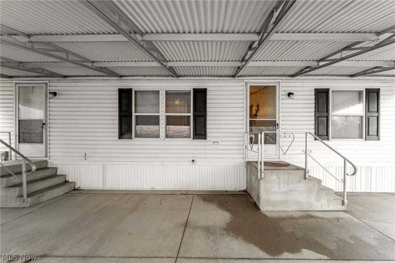 2700 Brookpark Road #513, Cleveland, OH - Photo 8