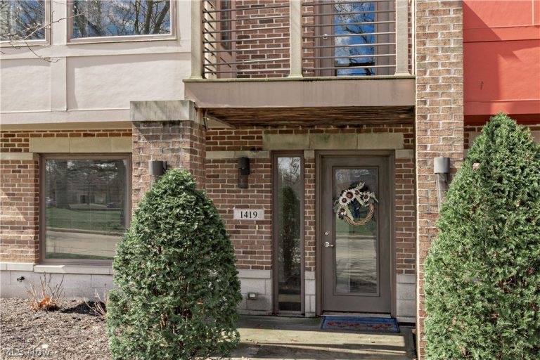 1419 Slate Court, Cleveland, OH, 44118