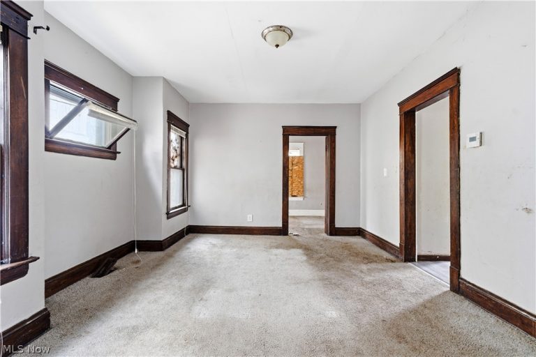 9609 Yale Avenue, Cleveland, OH - Photo 5