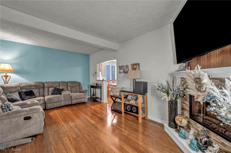 12909 Sprecher Avenue, Cleveland, OH - Photo 6