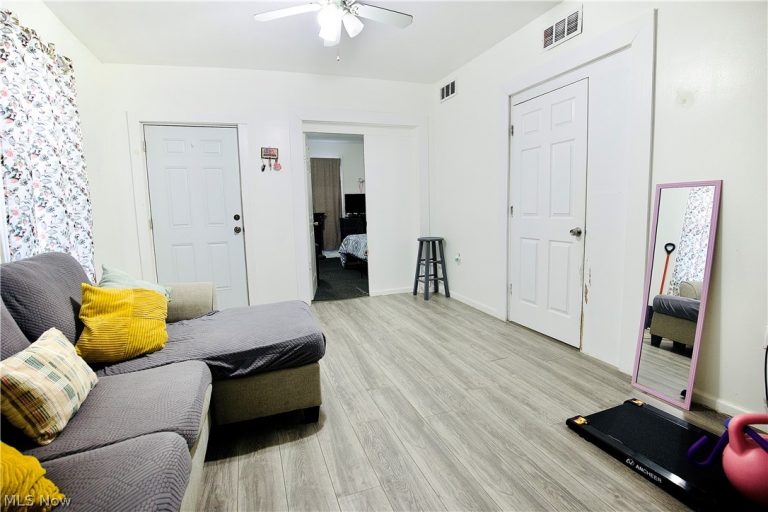 3459 50th Street, Cleveland, OH - Photo 4