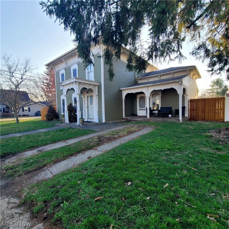 124 Park Avenue, Bolivar, OH - Photo 3