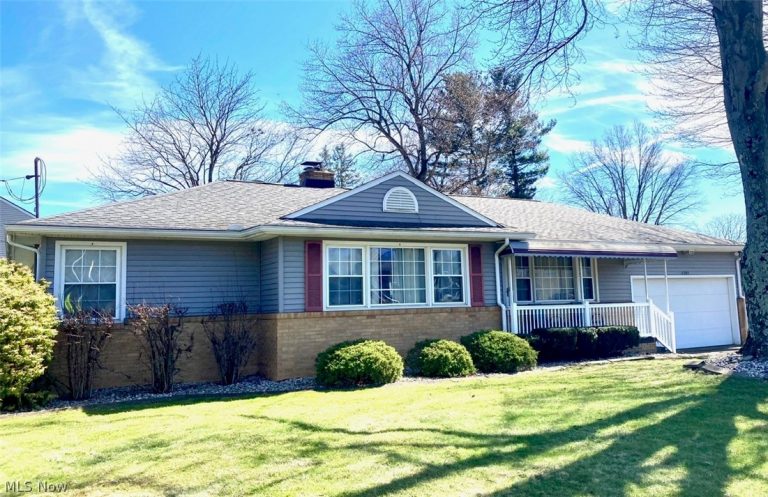 2305 Schenley Avenue, Youngstown, OH, 44511