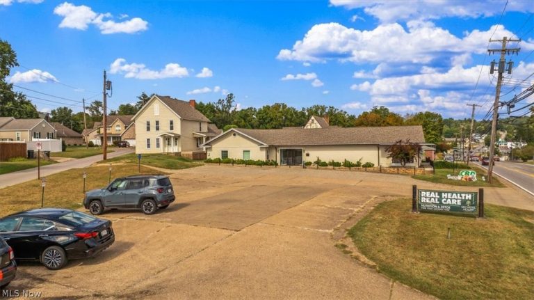 4315 & 4317 Emerson Avenue, Parkersburg, WV - Photo 2