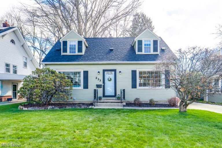 233 Kenilworth Drive, Akron, OH, 44313