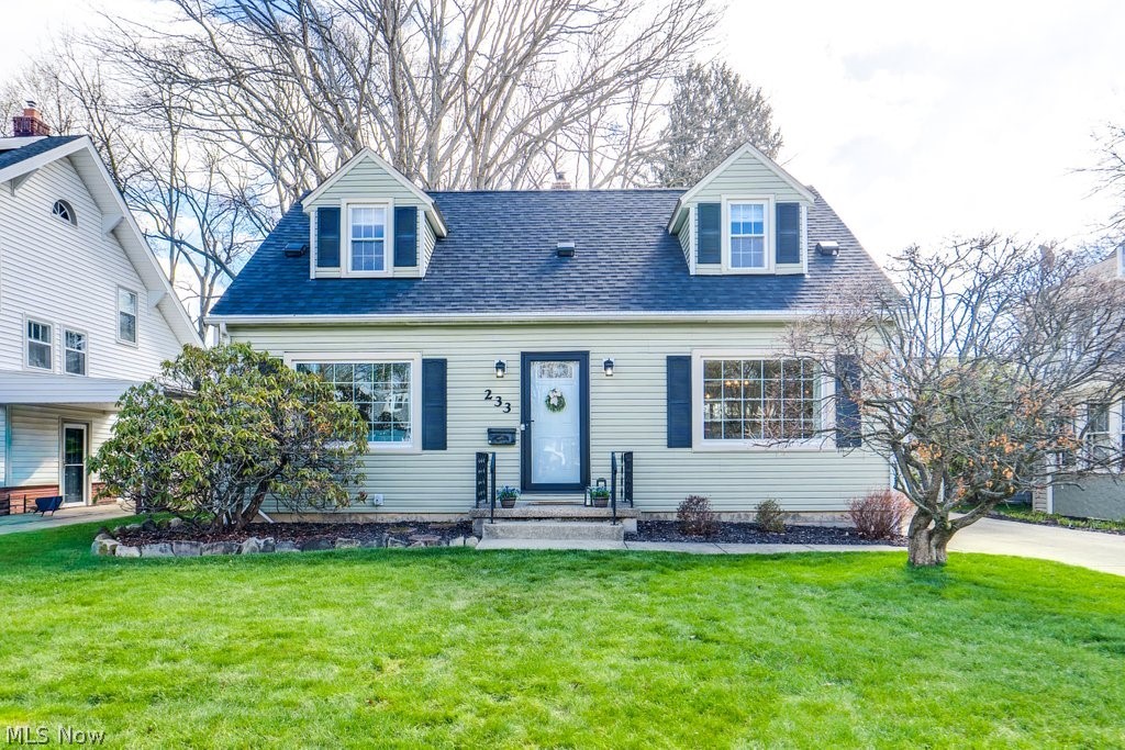 233 Kenilworth Drive, Akron, OH