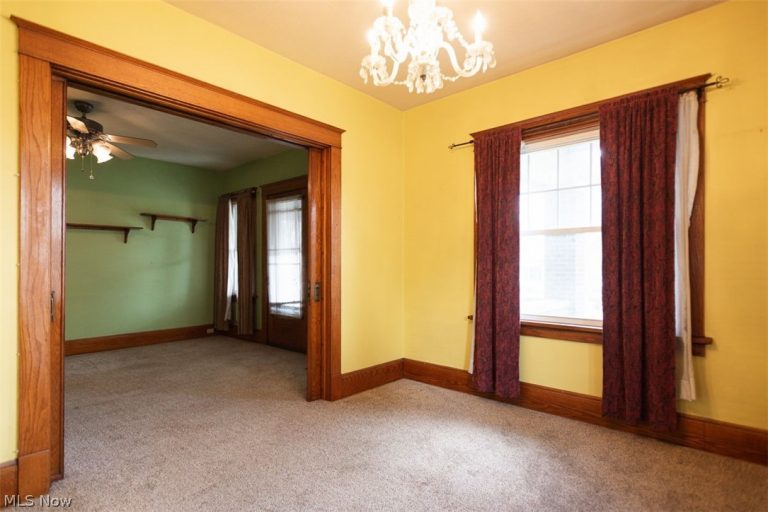 33 Hartford Avenue, Youngstown, OH - Photo 6