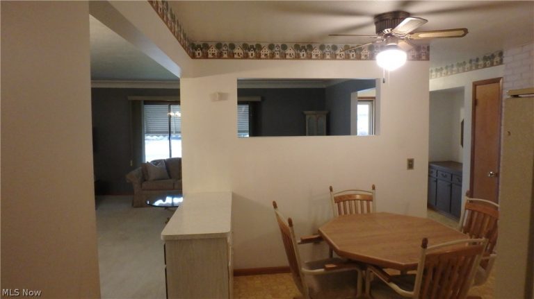 9638 Idlewood Drive, Brooklyn, OH - Photo 5