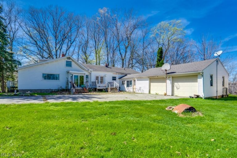 4559 Van Epps Road, Brooklyn Heights, OH, 44131