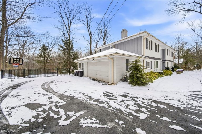 28900 Gates Mills Boulevard, Pepper Pike, OH - Photo 4