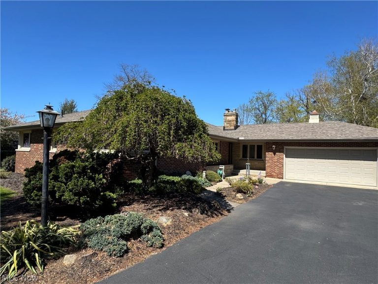 1648 Highland Lane, Ashtabula, OH - Photo 4