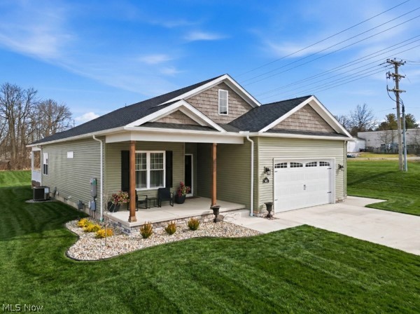 911 Dogwood Drive, Hubbard, OH - Photo 2