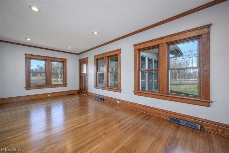 925 Springdale Road, Stow, OH - Photo 8