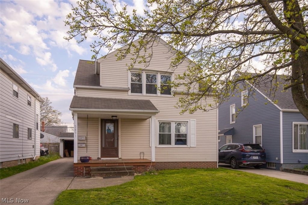 2831 North Avenue, Parma, OH