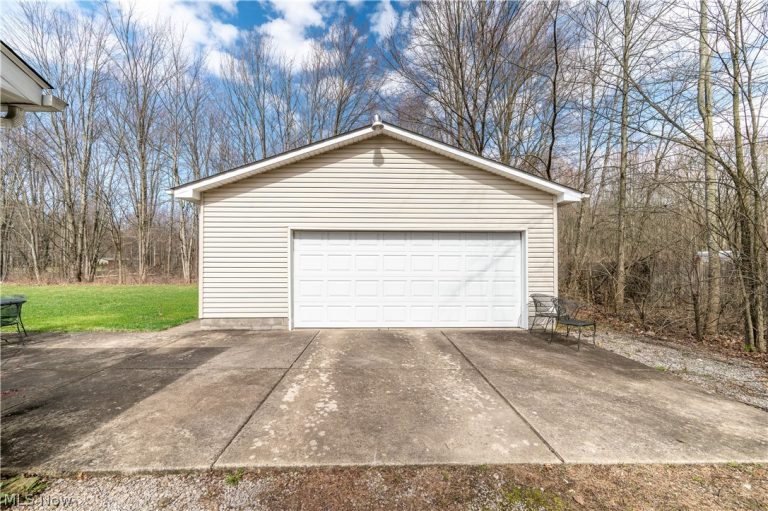 13500 Silica Road, North Jackson, OH - Photo 3