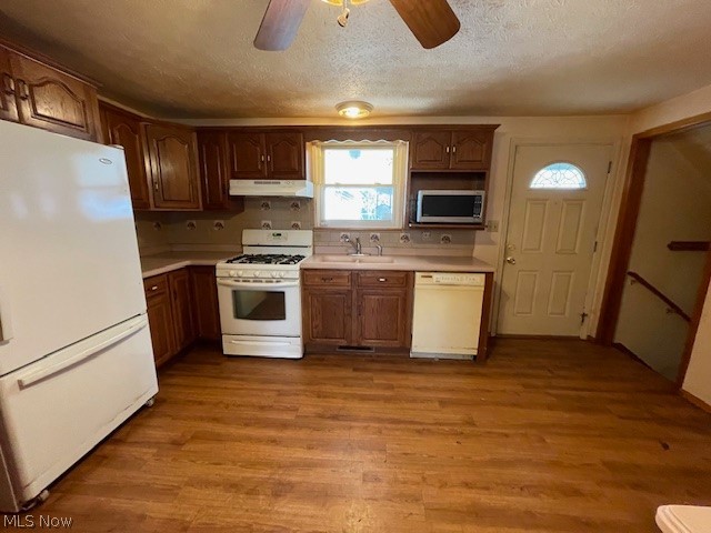 4036 Leavitt Road, Lorain, OH - Photo 3
