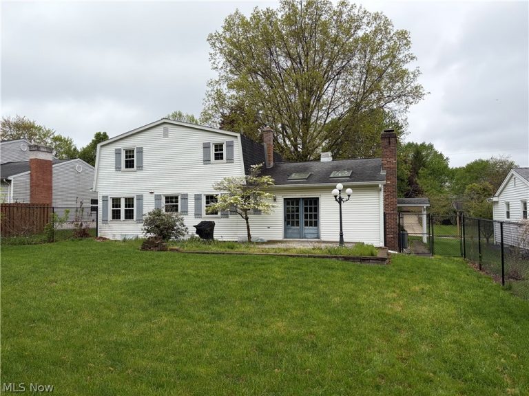 6137 Acatello Place, Poland, OH - Photo 4