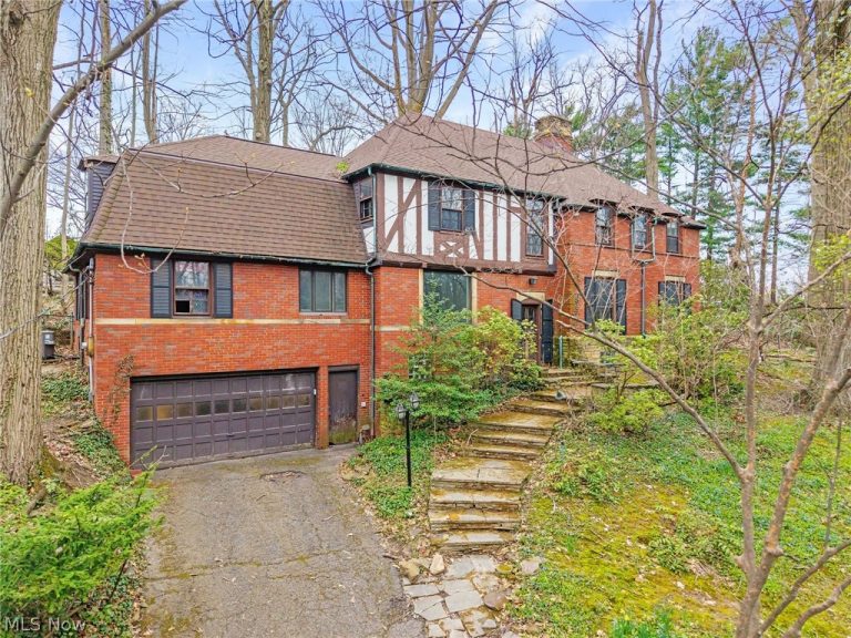 1884 Belvoir Boulevard, South Euclid, OH, 44121