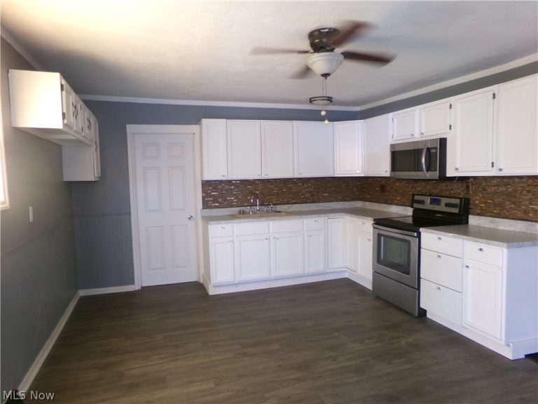 307 12th Street, Coshocton, OH - Photo 4