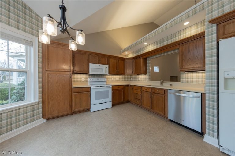 4902 Foote Road #14, Medina, OH - Photo 4