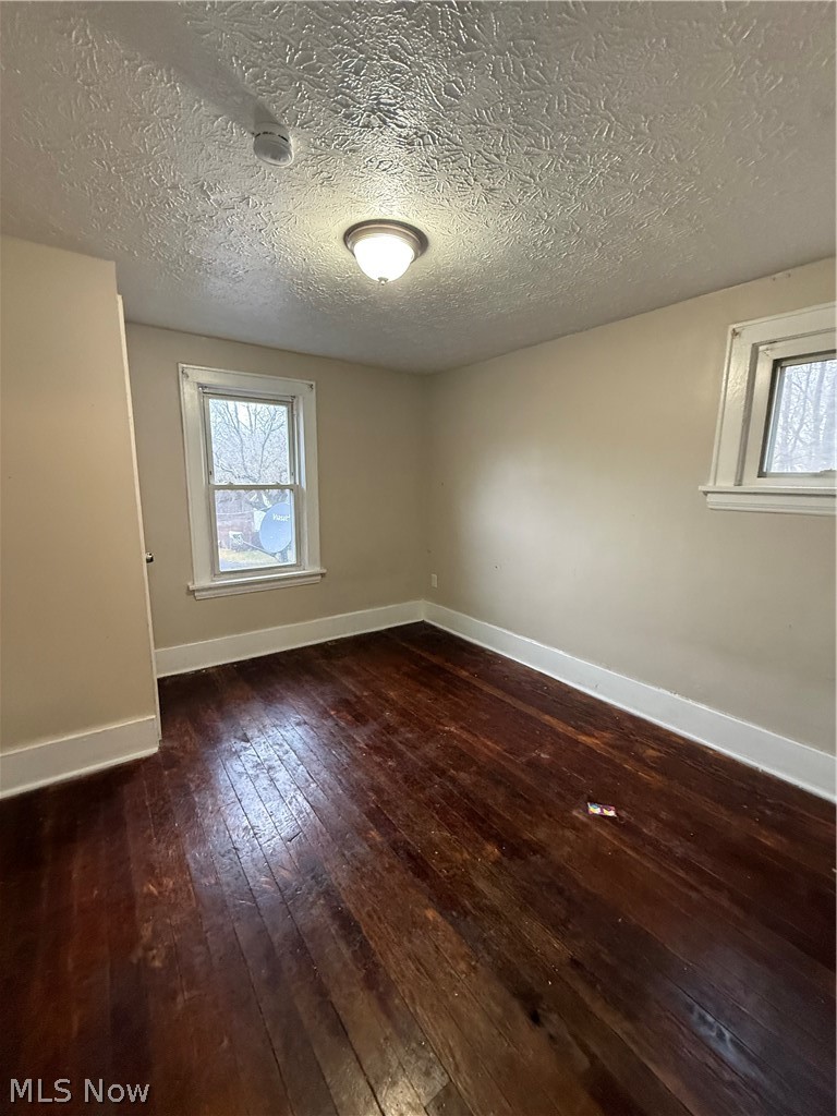 805 Carpenter, Akron, OH - Photo 2