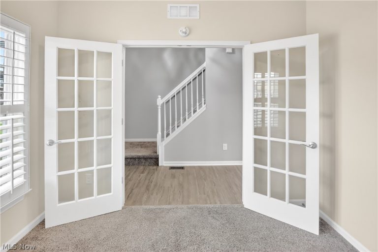 37111 Golden Eagle Drive, North Ridgeville, OH - Photo 4