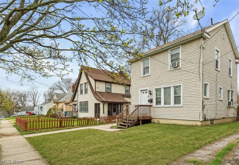 973 Jason Avenue, Akron, OH - Photo 2