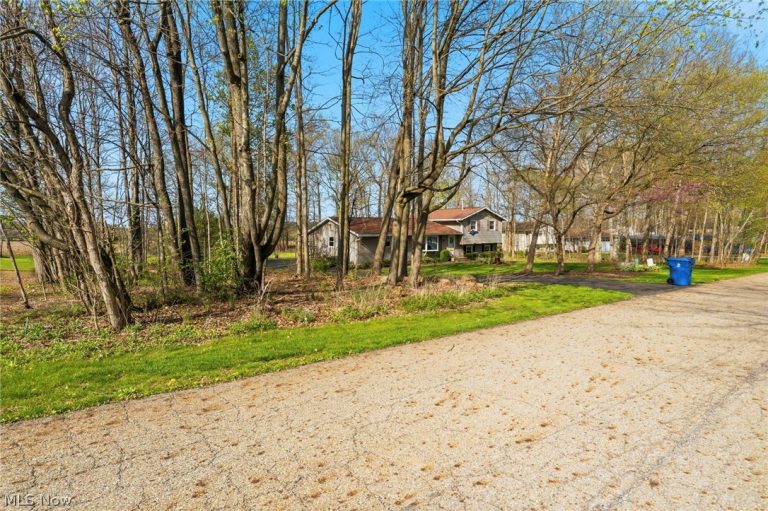 12555 Kaywood Street, Massillon, OH - Photo 5