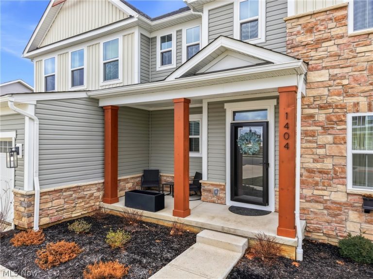 1404 Southbrook Circle, Canton, OH - Photo 3