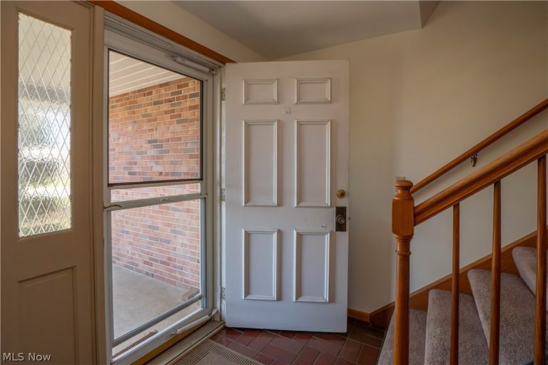 229 Rosanna Avenue, Strasburg, OH - Photo 3