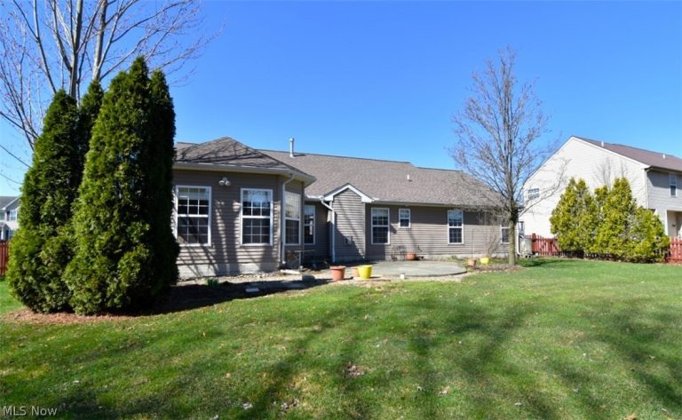 8337 Burlington Drive, North Ridgeville, OH - Photo 4