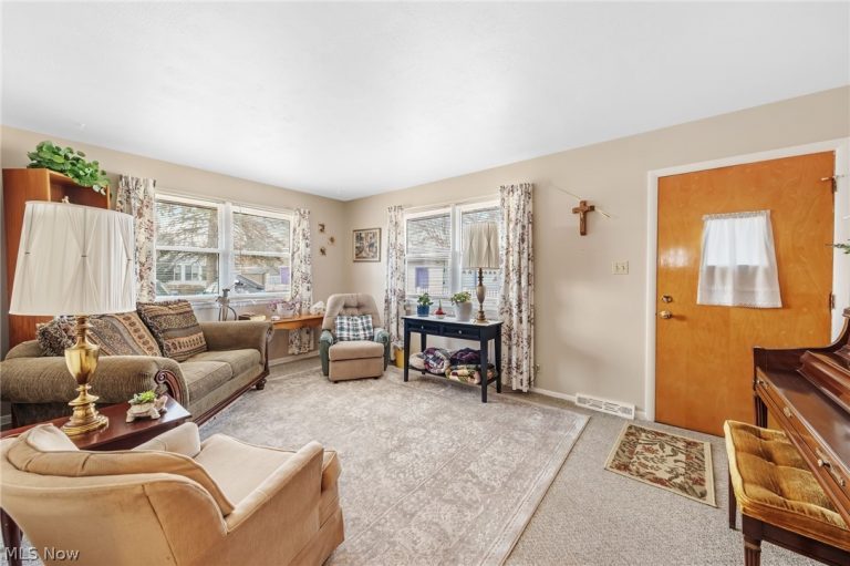 590 & 592 Herbert Road, Akron, OH - Photo 5