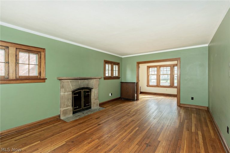 1489 Crest Road, Cleveland Heights, OH - Photo 5