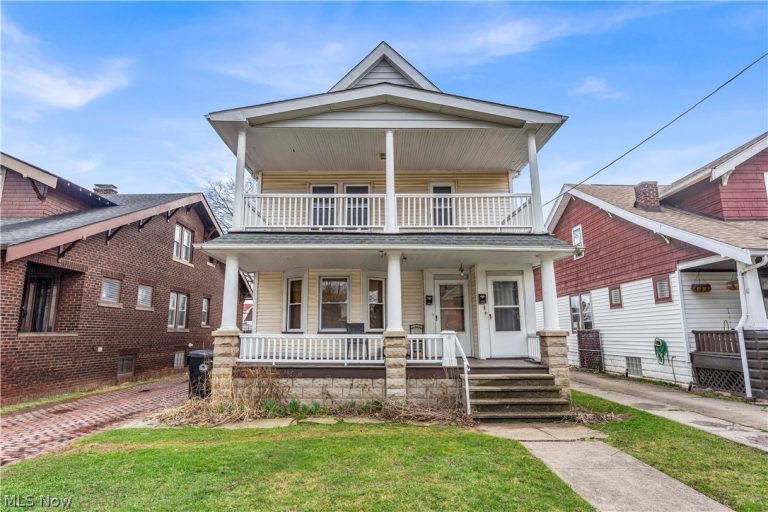 9002 Rosewood Avenue #2/UP, Cleveland, OH, 44105