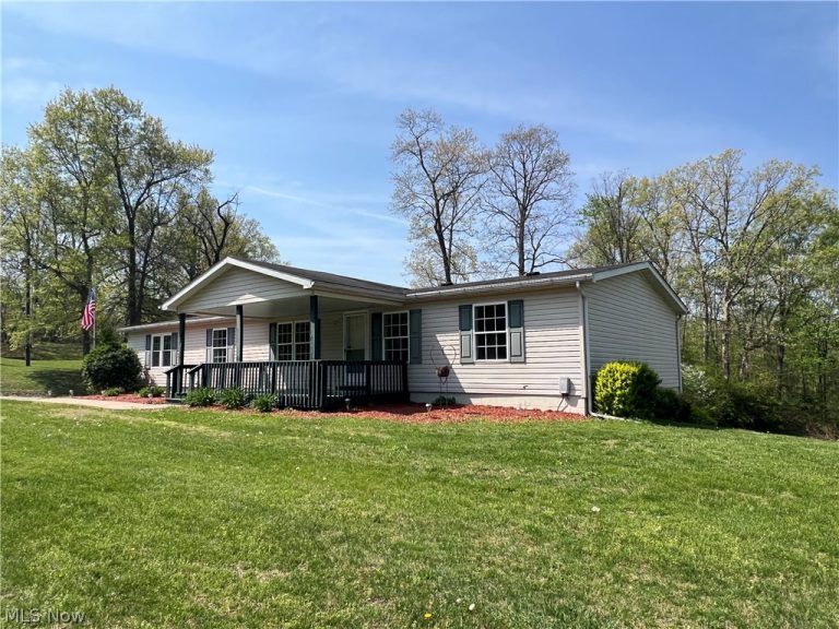 56877 Skyline Drive, Senecaville, OH - Photo 3
