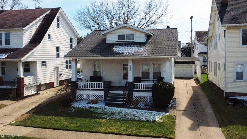10606 Langton Avenue, Garfield Heights, OH