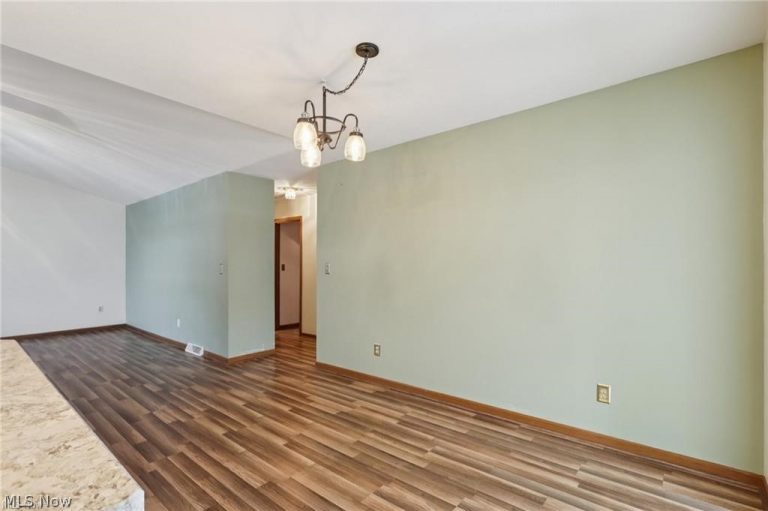 6695 Clingan Road #32, Poland, OH - Photo 6