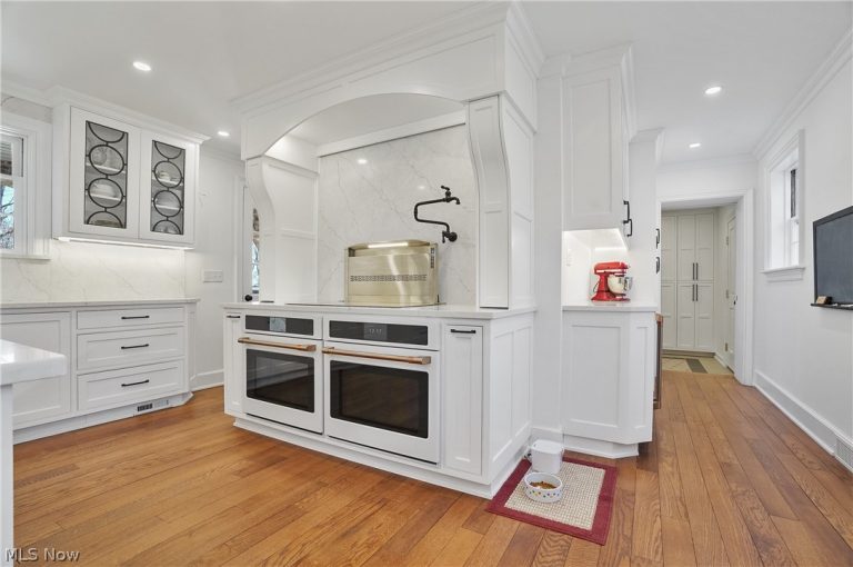 1322 Springhill Lane, Massillon, OH - Photo 5