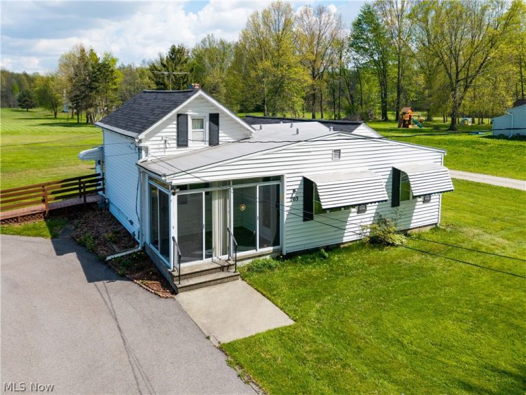 203 Annis Road, South Amherst, OH - Photo 4