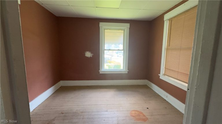 2634 Austin Avenue, Youngstown, OH - Photo 2
