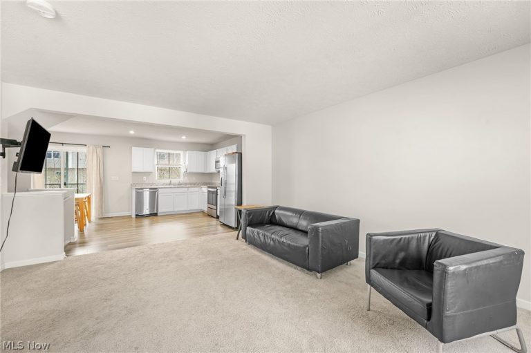 113 Palm Court, Painesville, OH - Photo 3