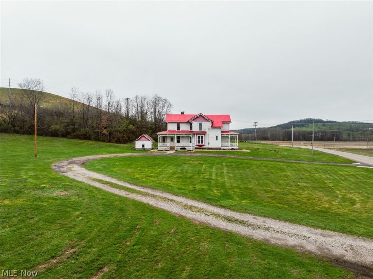 19114 Licking Valley Road, Frazeysburg, OH, 43830
