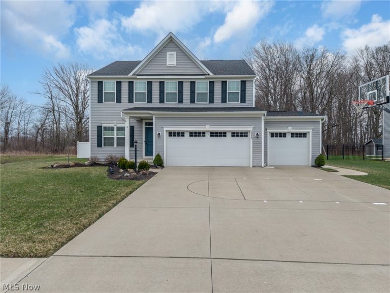 4955 Clifton Mill Drive, North Ridgeville, OH, 44039