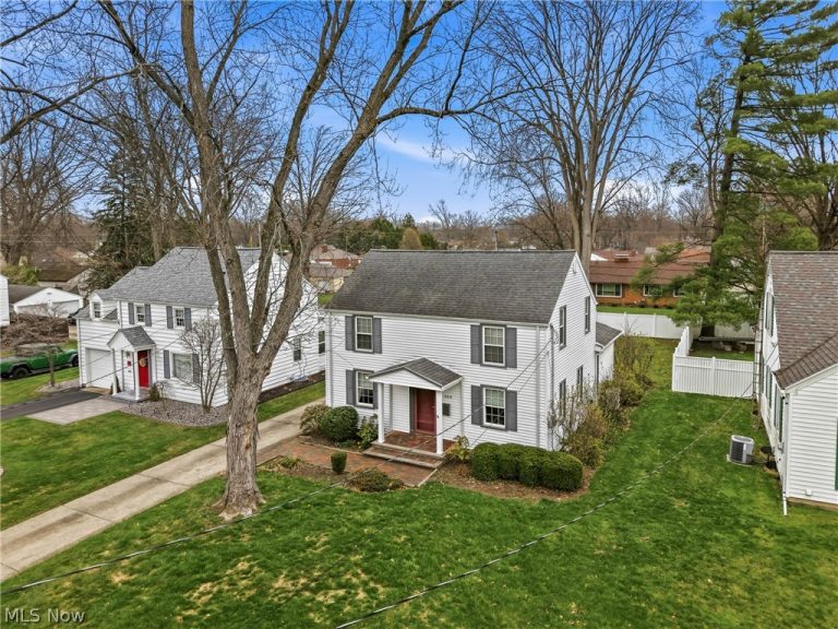 664 Perkinswood Boulevard, Warren, OH - Photo 5