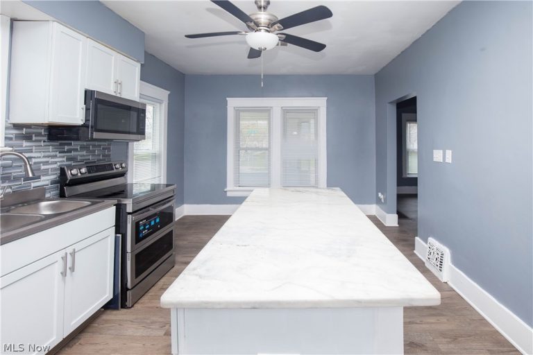 2391 27th Street, Akron, OH - Photo 6